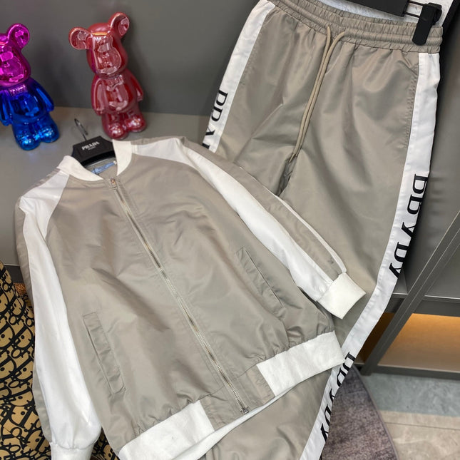 PRADA SPORTSWEAR SET STYLE 127