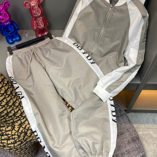 PRADA SPORTSWEAR SET STYLE 127