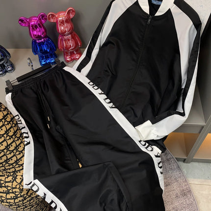 PRADA SPORTSWEAR SET STYLE 126