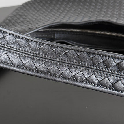 BOTTEGA VENETA 25S LARGE VENETO BAG 38 IN BLACK CALFSKIN SILVER HARDWARE