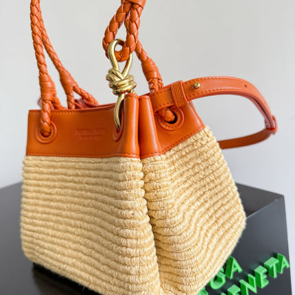 BOTTEGA VENETA 25S SMALL PARACHUTE 20 IN BURNED ORANGE CALFSKIN AND RAFFIA
