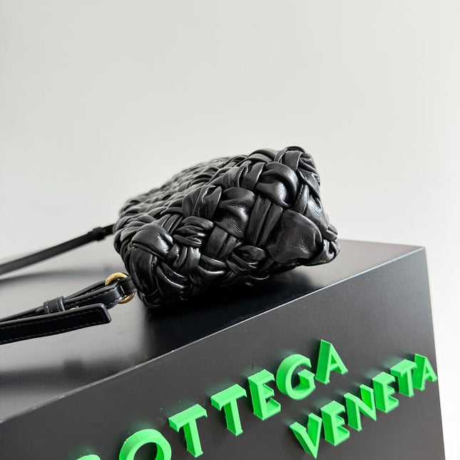 KELIMERO CHA-CHA CLUTCH 28.5 IN BLACK LAMBSKIN