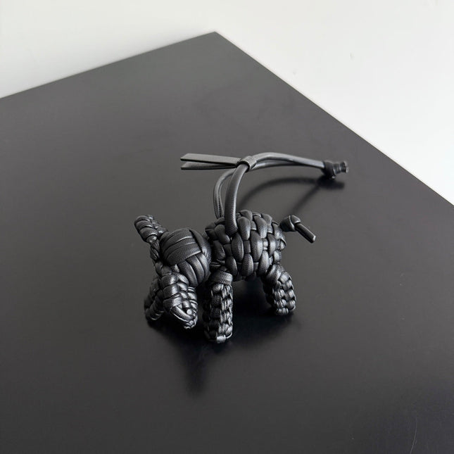 BOTTEGA VENETA 25S DAMEN ELEPHANT CHARM IN BLACK CALFSKIN