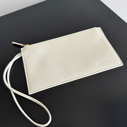 BOTTEGA VENETA 25S PINACOTECA BAG 43 IN IVORY CALFSKIN