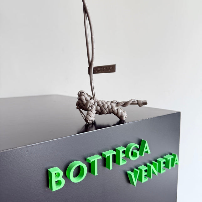 BOTTEGA VENETA 25S CAT CHARM IN GREIGE CALFSKIN