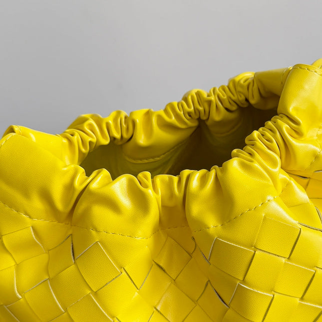 BOTTEGA VENETA 25S DUSTBAG MEDIUM 32 IN LEMON YELLOW CALFSKIN
