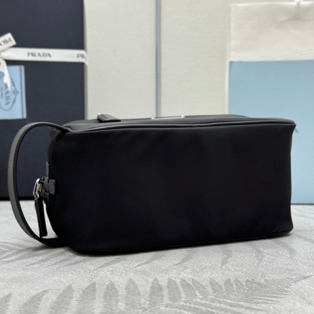 PRADA 25S CLUTCH BAG 22 IN BLACK NYLON SILVER HARDWRE