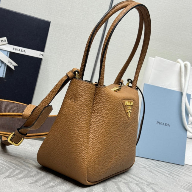 PRADA 25S SMALL BAG 23 IN CARAMEL CALFSKIN GOLD HARDWRE
