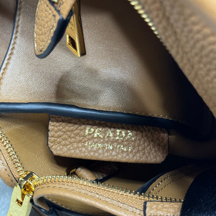 PRADA 25S SMALL BAG 23 IN CARAMEL CALFSKIN GOLD HARDWRE