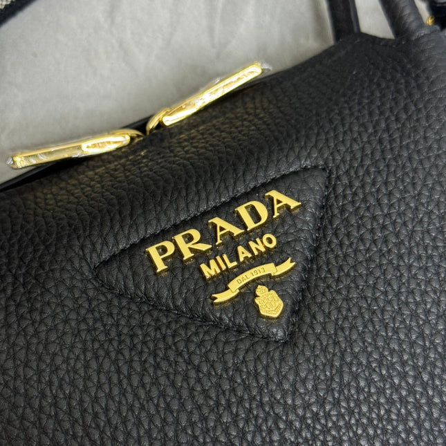 PRADA 25S SMALL BAG 23 IN BLACK CALFSKIN GOLD HARDWRE