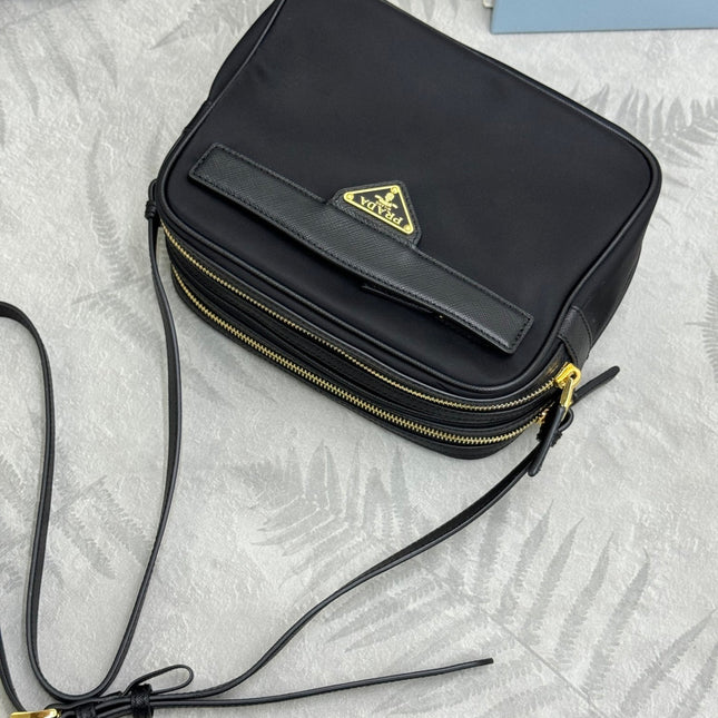 PRADA 25S RE-EDITION 1978 MINI 21 IN BLACK NYLON AND SAFFIANO CALFSKIN