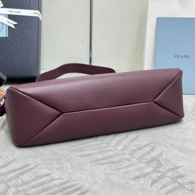 PRADA 25S AIMEE MEDIUM SHOULDER BAG 39 IN BURGUNDY CALFSKIN