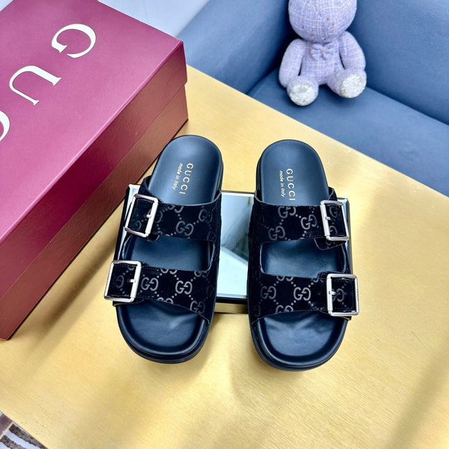 GG SANDALS IN BLACK LAMBSKIN MIX SUEDE EMBOSSED LOGO