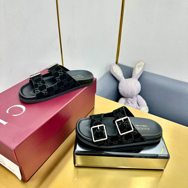 GG SANDALS IN BLACK LAMBSKIN MIX SUEDE EMBOSSED LOGO