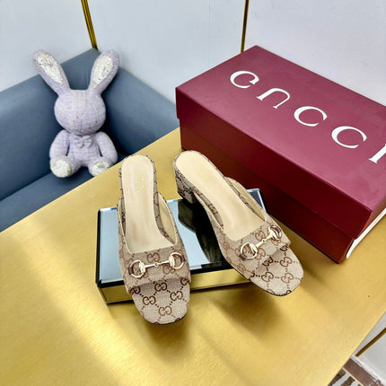 GG HIGH HEELS 65 IN BEIGE FABRIC WITH GOLD HARDWARE