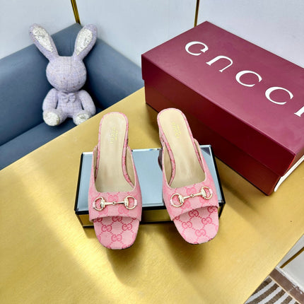 GG HIGH HEELS 65 IN PINK FABRIC WITH GOLD HARDWARE