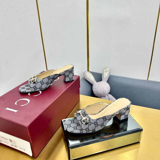 GG HIGH HEELS 65 IN GREY FABRIC WITH GOLD HARDWARE