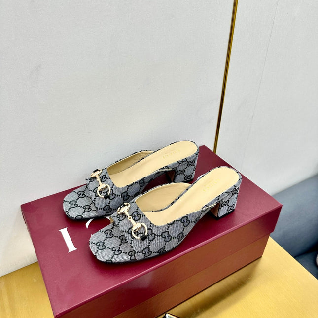 GG HIGH HEELS 65 IN GREY FABRIC WITH GOLD HARDWARE