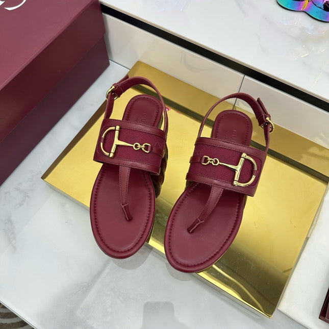 GG FLAT THONG SANDALS WITH ANKLE STRAP IN RED LAMBSKIN AND FABRIC