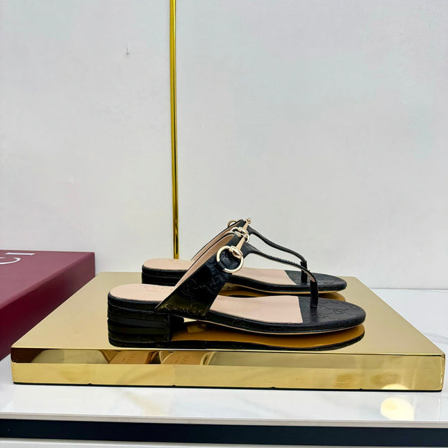 GG THONG SANDALS 25S IN BLACK LAMBSKIN WITH GOLD HARDWARE