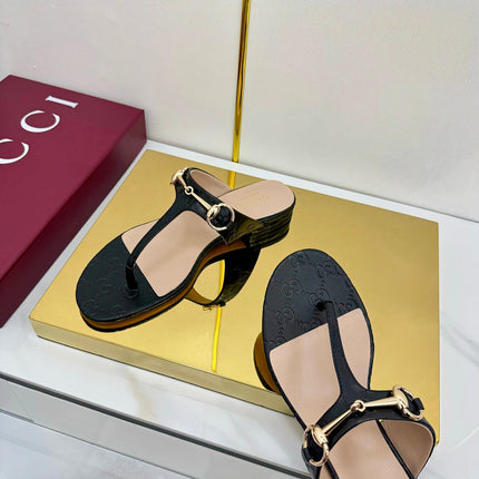 GG THONG SANDALS 25S IN BLACK LAMBSKIN WITH GOLD HARDWARE