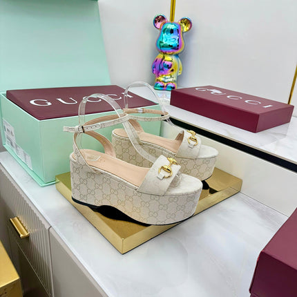 GG WEDGE HEELS IN STONE BEIGE FABRIC AND CALFSKIN WITH GOLD HARDWARE STYLE 5