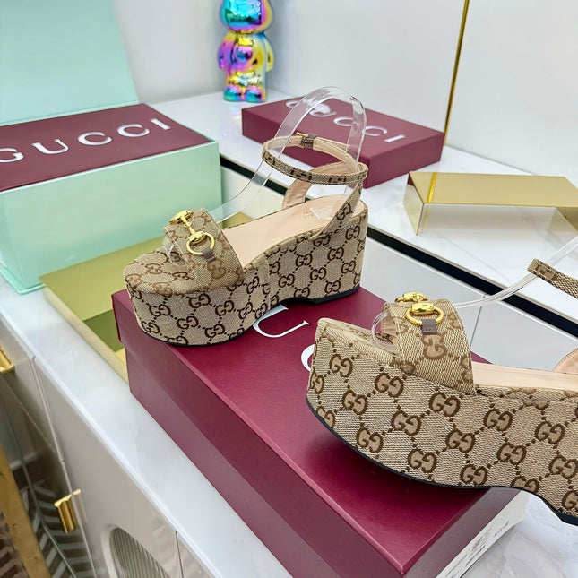 GG WEDGE HEELS IN DARK BEIGE FABRIC AND CALFSKIN WITH GOLD HARDWARE STYLE 3