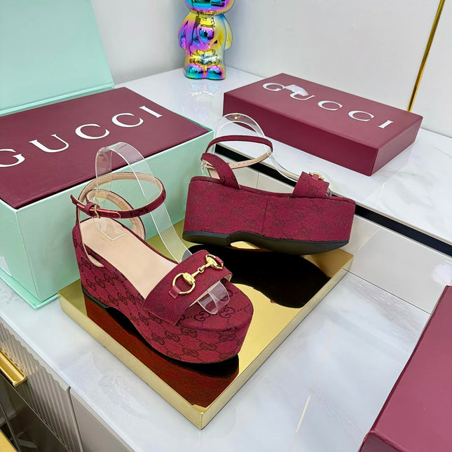 GG WEDGE HEELS IN RED FABRIC AND CALFSKIN WITH GOLD HARDWARE STYLE 2