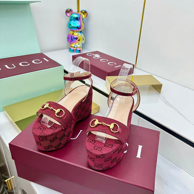 GG WEDGE HEELS IN RED FABRIC AND CALFSKIN WITH GOLD HARDWARE STYLE 2