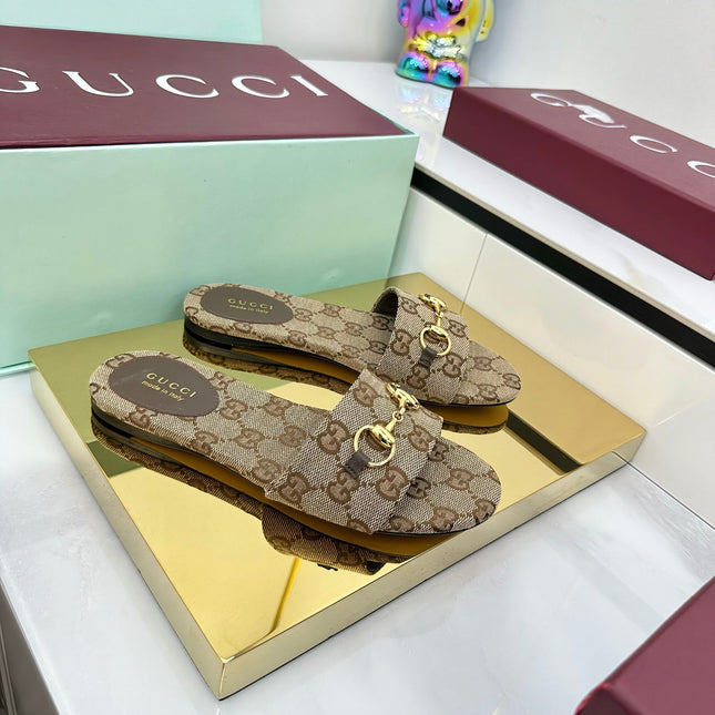 GG SLIDES IN DARK BEIGE WITH GOLD HARDWARE