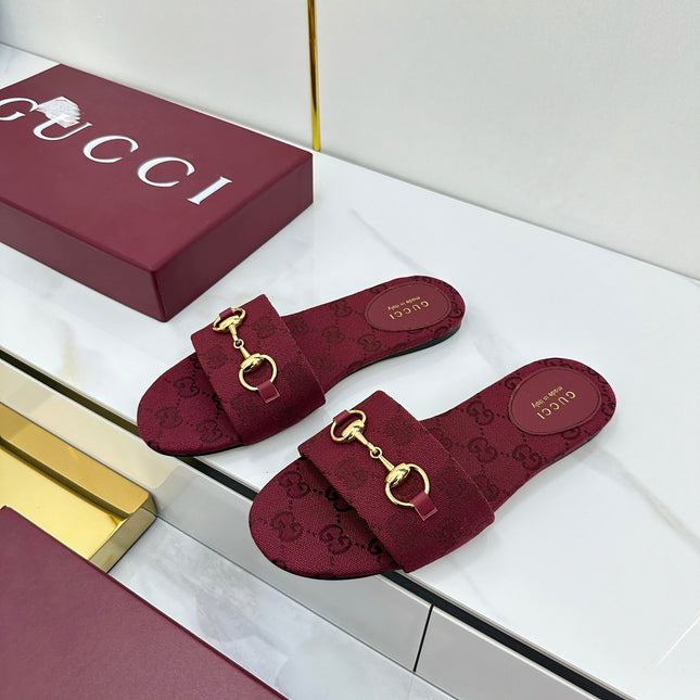 GG SLIDES IN RED WITH GOLD HARDWARE