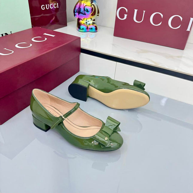 GG MARY JANE 25S IN MOSS GREEN LAMBSKIN WITH BOW