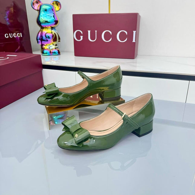 GG MARY JANE 25S IN MOSS GREEN LAMBSKIN WITH BOW