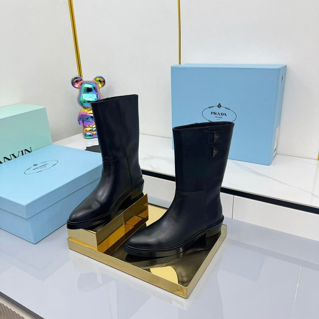 PRADA 25S BROOKLYN BOOTS 50MM IN BLACK CALFSKIN WITH LOGO