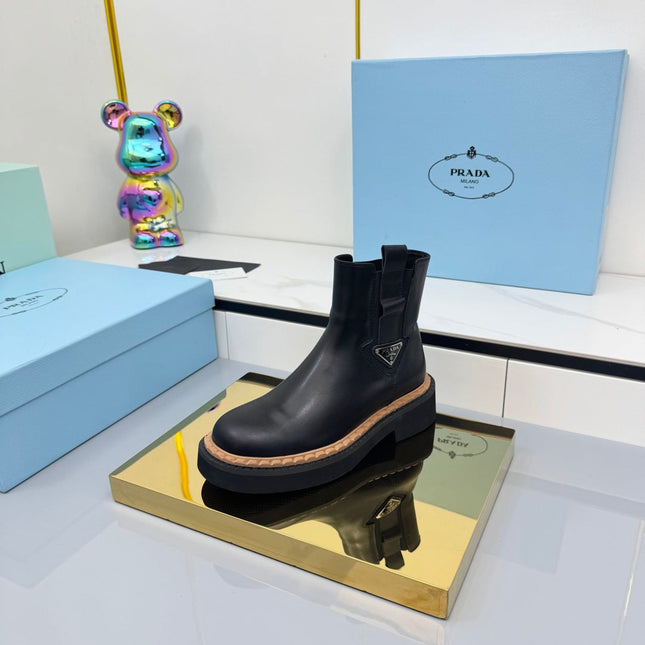 PRADA 25S CHELSEA BOOTS 50MM IN BLACK CALFSKIN