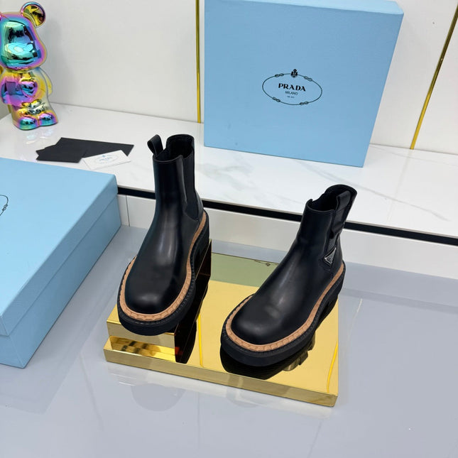 PRADA 25S CHELSEA BOOTS 50MM IN BLACK CALFSKIN
