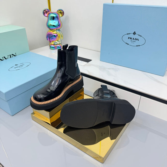 PRADA 25S CHELSEA BOOTS 50MM IN BLACK GLOSSY CALFSKIN