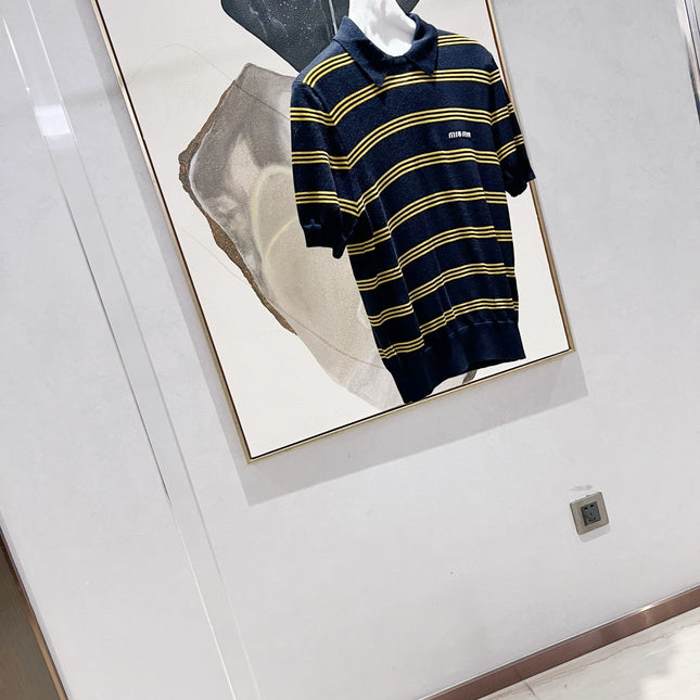 MIUMIU SHORT-SLEEVED KNITTED SWEATER STYLE 108