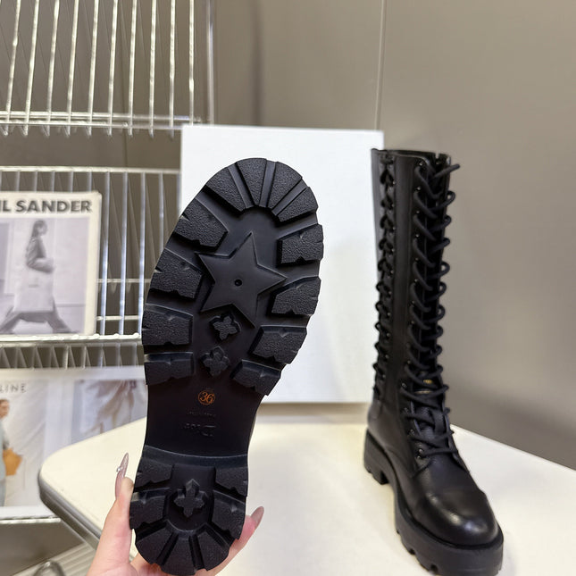 DIOR 25S D-ROAD BOOT IN BLACK GRAINED CALFSKIN