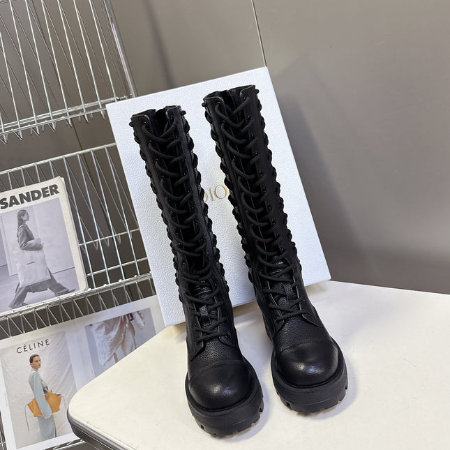 DIOR 25S D-ROAD BOOT IN BLACK GRAINED CALFSKIN
