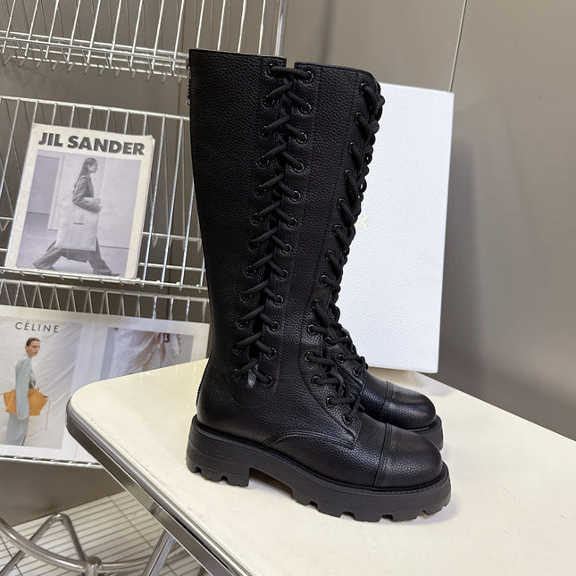 DIOR 25S D-ROAD BOOT IN BLACK GRAINED CALFSKIN