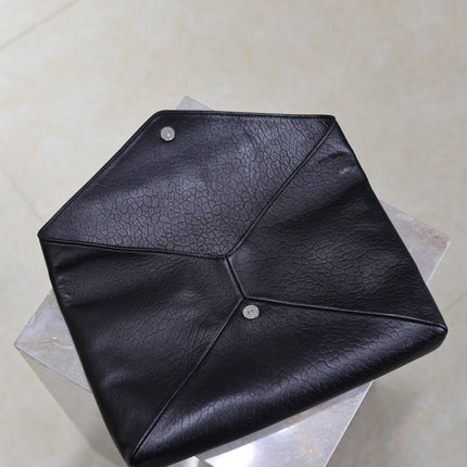 YSL 25S CASSANDRE LARGE ENVELOPE POUCH 29 IN BLACK CALFSKIN GRAY HARDWRE