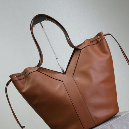 YSL 25S Y LARGE HOBO 50 IN CARAMEL CALFSKIN GOLD HARDWRE