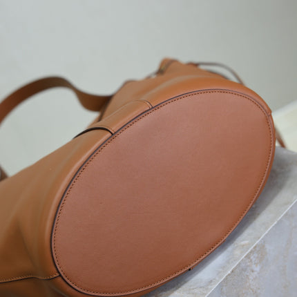 YSL 25S Y LARGE HOBO 50 IN CARAMEL CALFSKIN GOLD HARDWRE