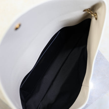YSL 25S CASSANDRE ENVELOPE MESSENGER 35 IN BLANC VINTAGE LAMBSKIN GOLD HARDWRE