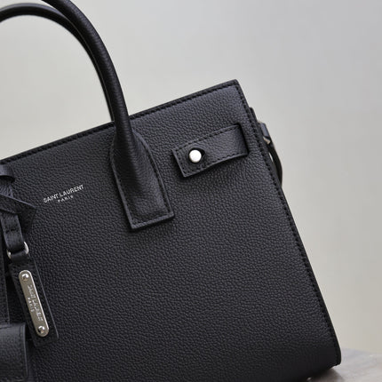 YSL 25S SAC DE JOUR MM 26 IN BLACK GRAINED CALFSKIN SILVER HARDWRE