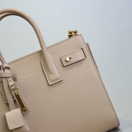 YSL 25S SAC DE JOUR MM 26 IN DARK BEIGE SUPPLE GRAINED CALFSKIN