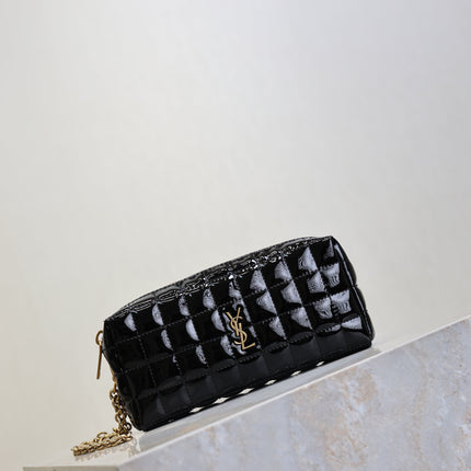 YSL 25S CASSANDRE MATELASSÉ CARRÉ POUCH ON CHAIN 18 IN BLACK SHINY CALFSKIN
