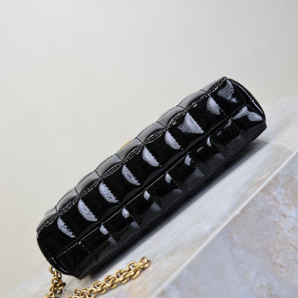 YSL 25S CASSANDRE MATELASSÉ CARRÉ POUCH ON CHAIN 18 IN BLACK SHINY CALFSKIN