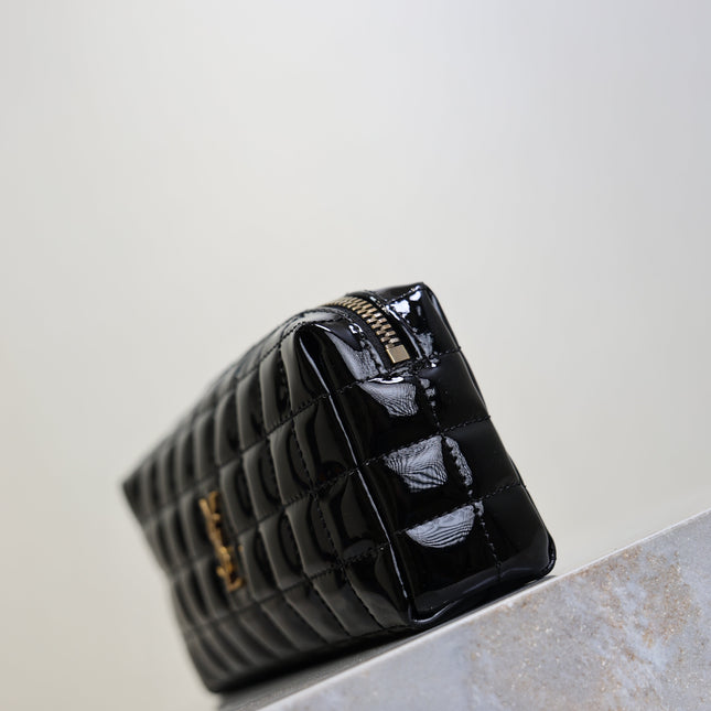 YSL 25S CASSANDRE MATELASSÉ CARRÉ POUCH ON CHAIN 18 IN BLACK SHINY CALFSKIN
